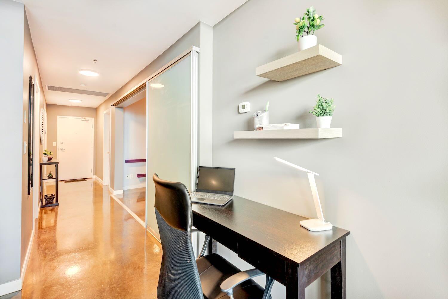 Modern 2Br Condo - King Bed - Downtown City Views คาลการี ภายนอก รูปภาพ